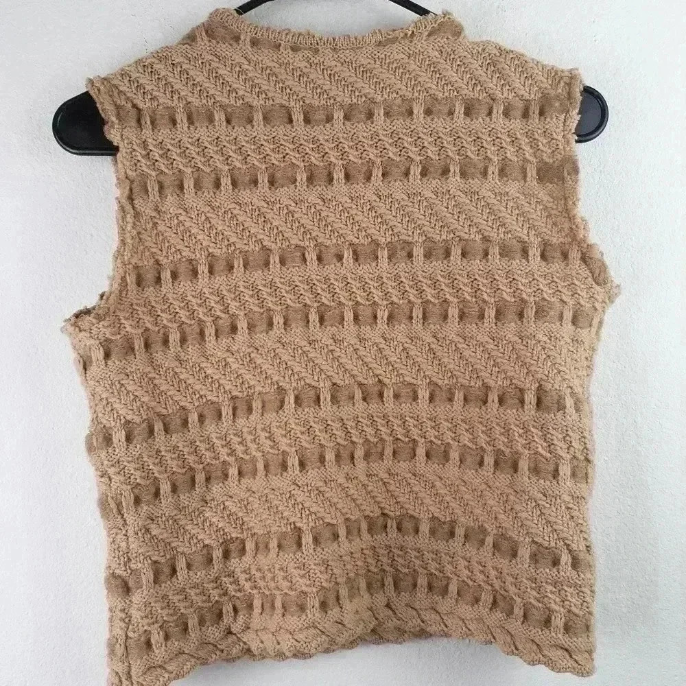 St. JOHN  Sport top Size P 95% wool - Picture 6 of 7